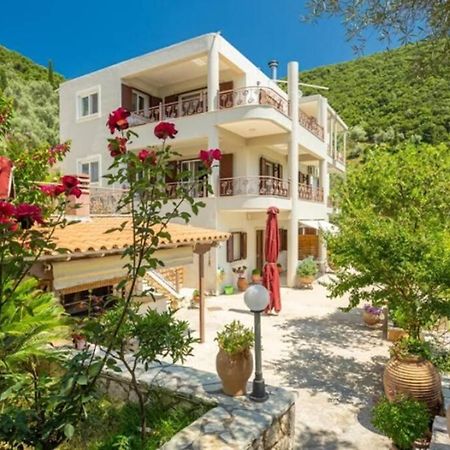Thea Family Apartments 3 Yénion Екстериор снимка
