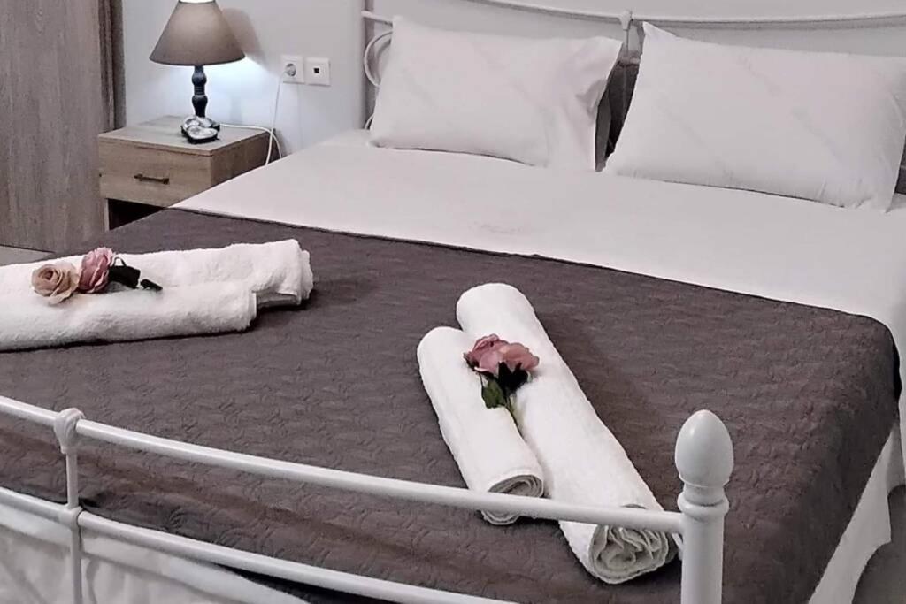 Thea Family Apartments 3 Yénion Екстериор снимка