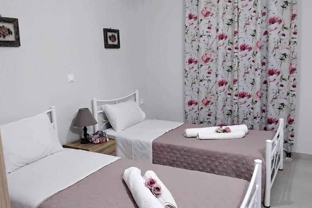 Thea Family Apartments 3 Yénion Екстериор снимка