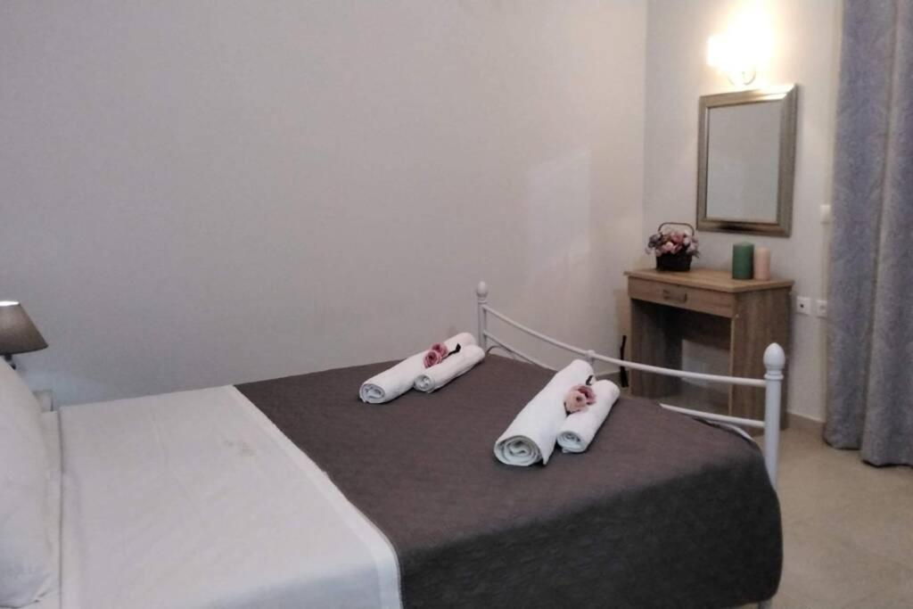 Thea Family Apartments 3 Yénion Екстериор снимка